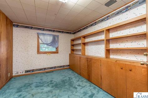 100 4th Street Cleveland MN 56017
