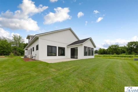 541 Smith Street Kasota MN 56050