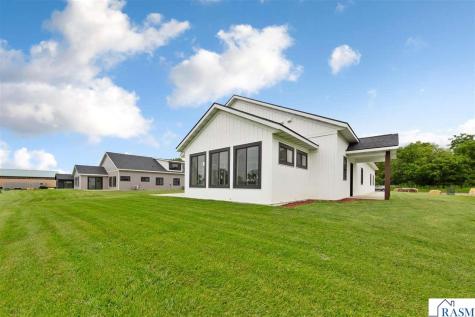 541 Smith Street Kasota MN 56050