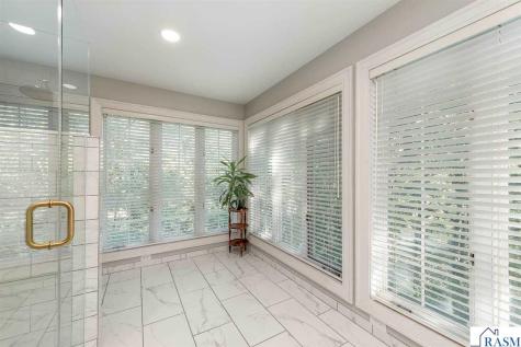 601 Baker Avenue Mankato MN 56001