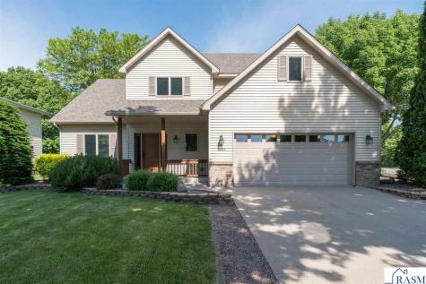 2100 Peregrine Lane North Mankato MN 56003