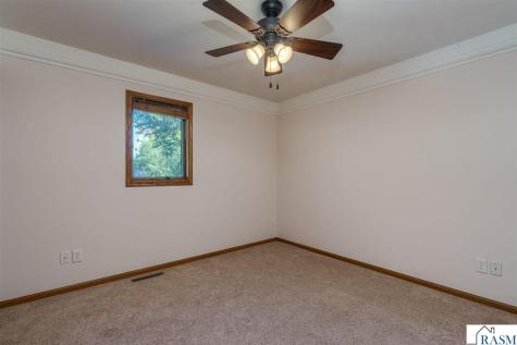 2100 Peregrine Lane North Mankato MN 56003
