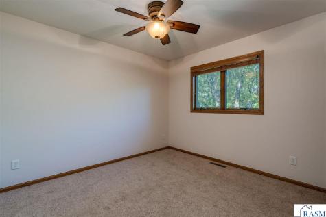 2100 Peregrine Lane North Mankato MN 56003