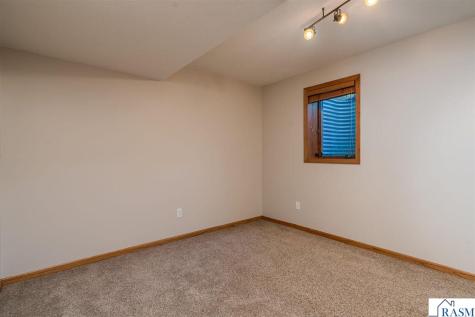2100 Peregrine Lane North Mankato MN 56003