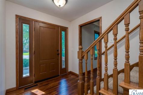 2100 Peregrine Lane North Mankato MN 56003