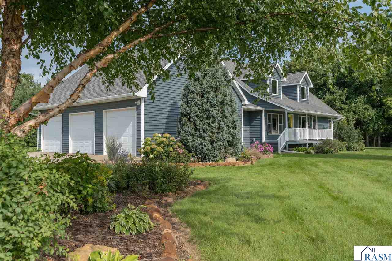 18500 510th Avenue Lake Crystal MN 56055