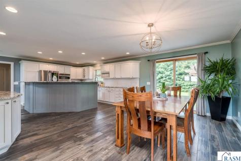 18500 510th Avenue Lake Crystal MN 56055
