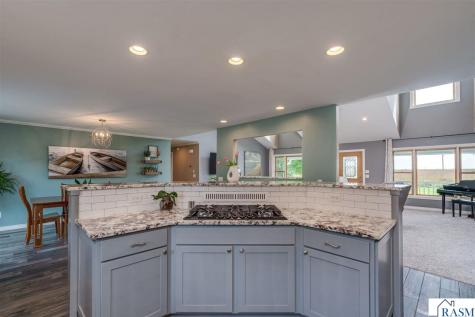 18500 510th Avenue Lake Crystal MN 56055