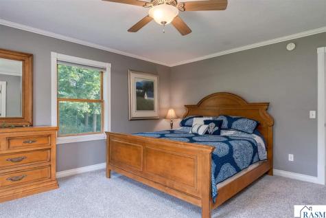 18500 510th Avenue Lake Crystal MN 56055