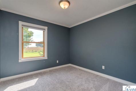 18500 510th Avenue Lake Crystal MN 56055