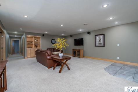 18500 510th Avenue Lake Crystal MN 56055