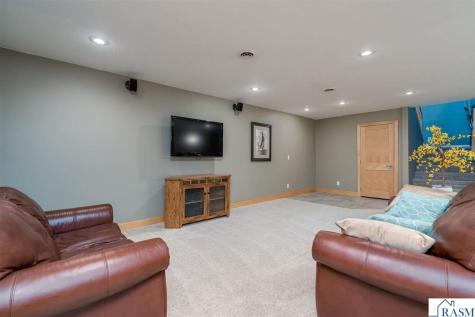 18500 510th Avenue Lake Crystal MN 56055