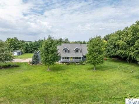 18500 510th Avenue Lake Crystal MN 56055