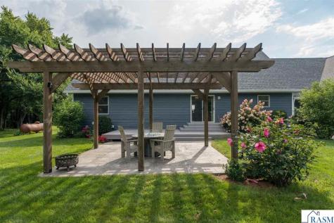 18500 510th Avenue Lake Crystal MN 56055