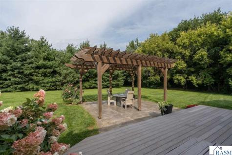 18500 510th Avenue Lake Crystal MN 56055