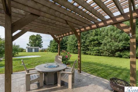 18500 510th Avenue Lake Crystal MN 56055
