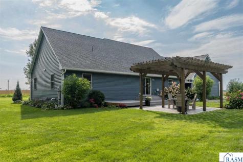 18500 510th Avenue Lake Crystal MN 56055