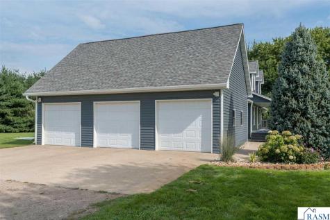 18500 510th Avenue Lake Crystal MN 56055