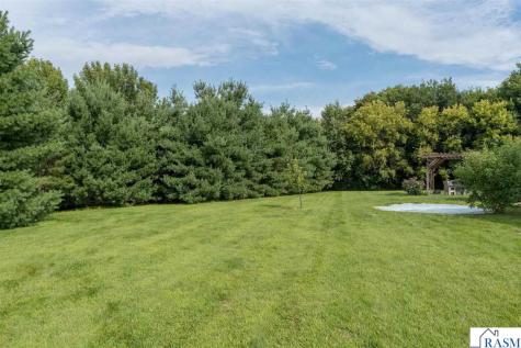 18500 510th Avenue Lake Crystal MN 56055