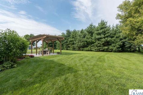 18500 510th Avenue Lake Crystal MN 56055