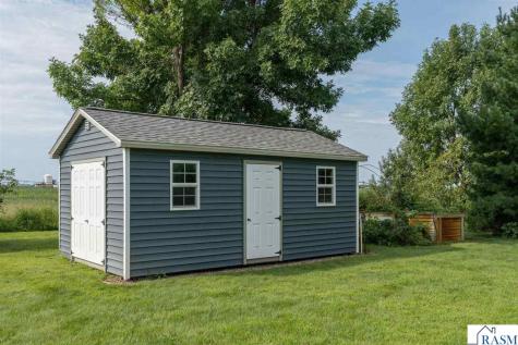 18500 510th Avenue Lake Crystal MN 56055