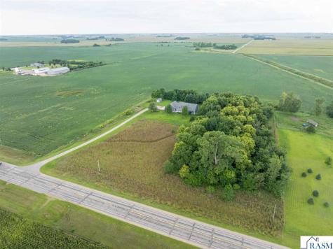 18500 510th Avenue Lake Crystal MN 56055