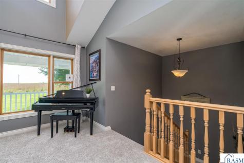 18500 510th Avenue Lake Crystal MN 56055