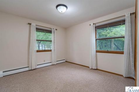 308 Viking Drive Mankato MN 56001