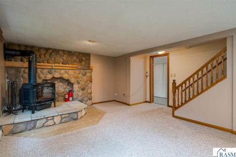 308 Viking Drive Mankato MN 56001