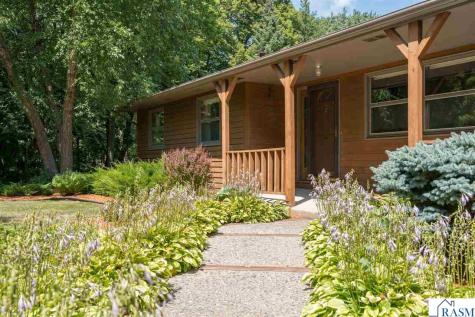 308 Viking Drive Mankato MN 56001