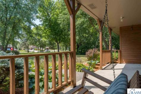 308 Viking Drive Mankato MN 56001