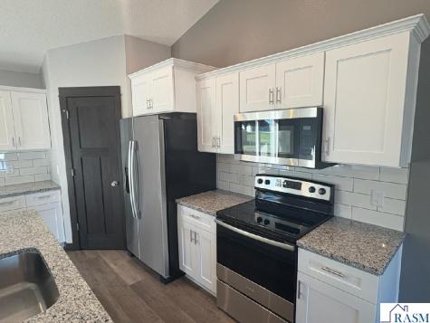119 SE 6th Street Geneva MN 56035-0000