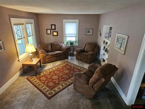 1121 S Minnesota Street New Ulm MN 56073
