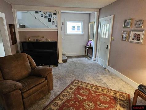 1121 S Minnesota Street New Ulm MN 56073