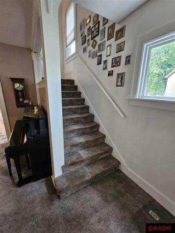 1121 S Minnesota Street New Ulm MN 56073