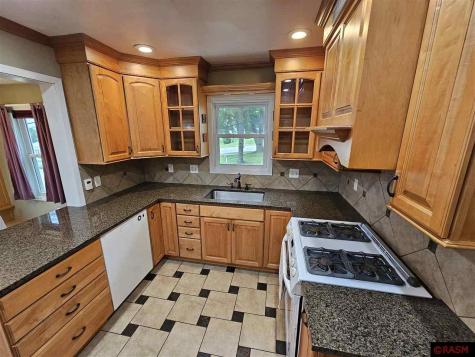 1121 S Minnesota Street New Ulm MN 56073