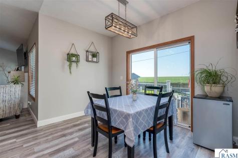 301 NW 7th Street New Richland MN 56072