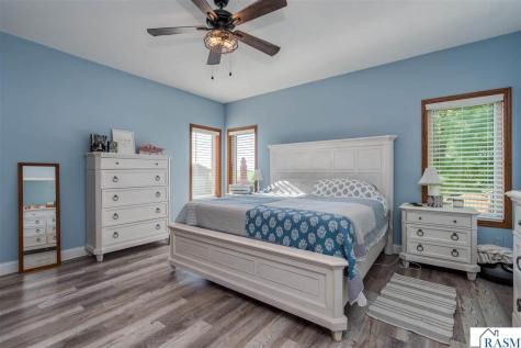 301 NW 7th Street New Richland MN 56072