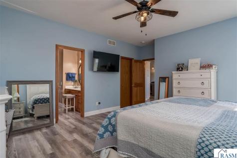 301 NW 7th Street New Richland MN 56072