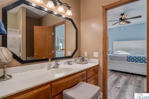 301 NW 7th Street New Richland MN 56072