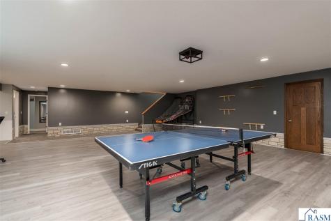 301 NW 7th Street New Richland MN 56072