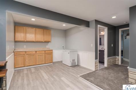 301 NW 7th Street New Richland MN 56072