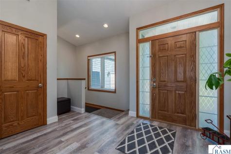 301 NW 7th Street New Richland MN 56072