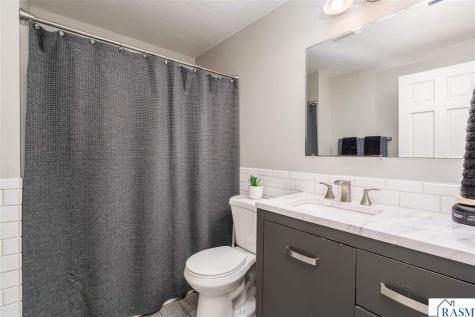 301 NW 7th Street New Richland MN 56072