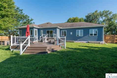 301 NW 7th Street New Richland MN 56072