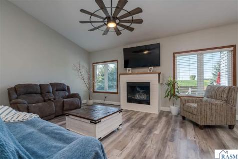 301 NW 7th Street New Richland MN 56072
