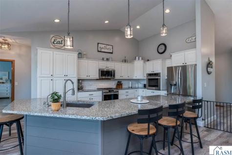 301 NW 7th Street New Richland MN 56072