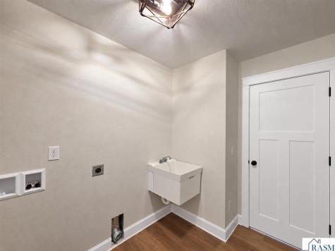 119 SE 6th Street Geneva MN 56035-0000