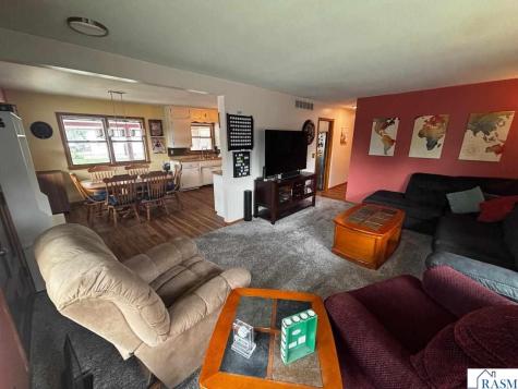 1029 Willow Drive St. Peter MN 56082