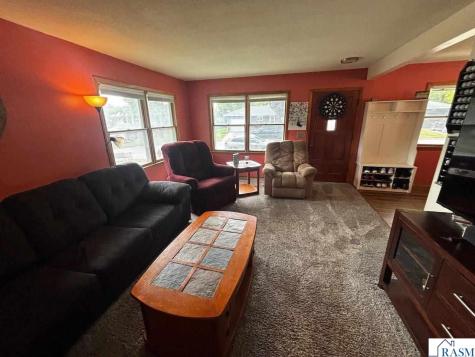 1029 Willow Drive St. Peter MN 56082